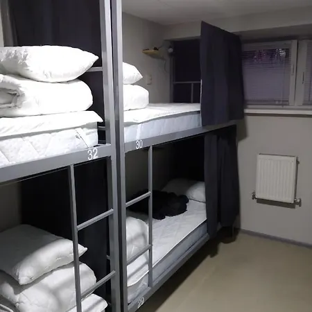 Mega Hostel *